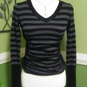 Takeout Sz Small/ black and grey sweater